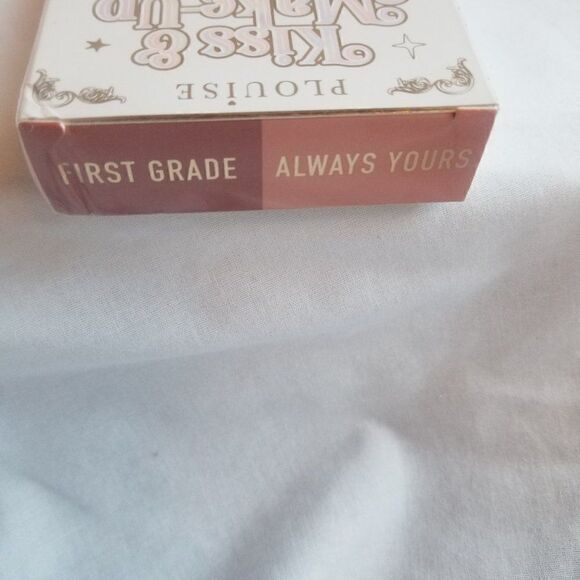 P.Louise Kiss and Makeup Lip Kit - First Grade & Always Yours - Picture 8 of 10